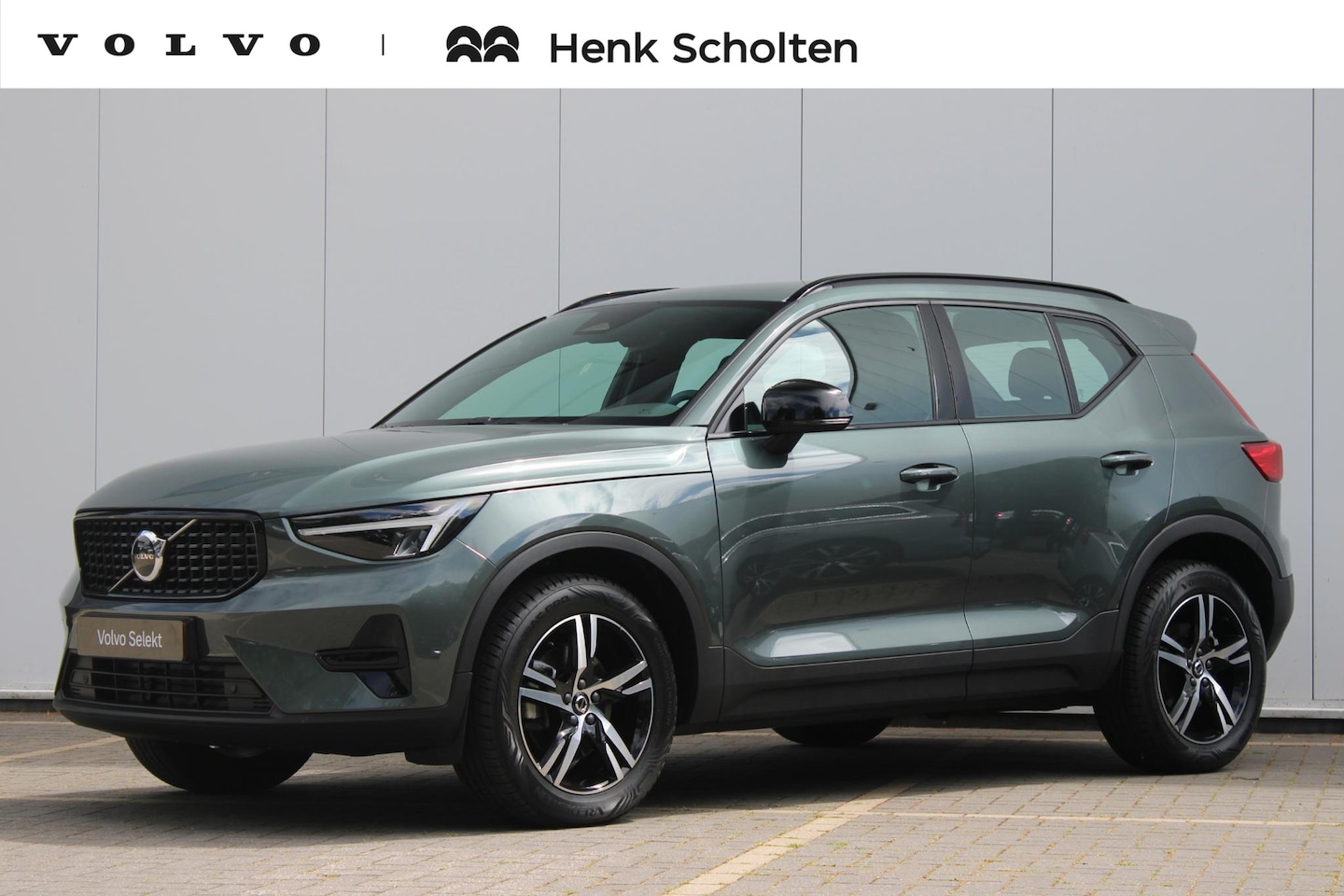 Volvo XC40 - 2.0 B4 Plus Dark 2.0 B4 Plus Dark - AutoWereld.nl