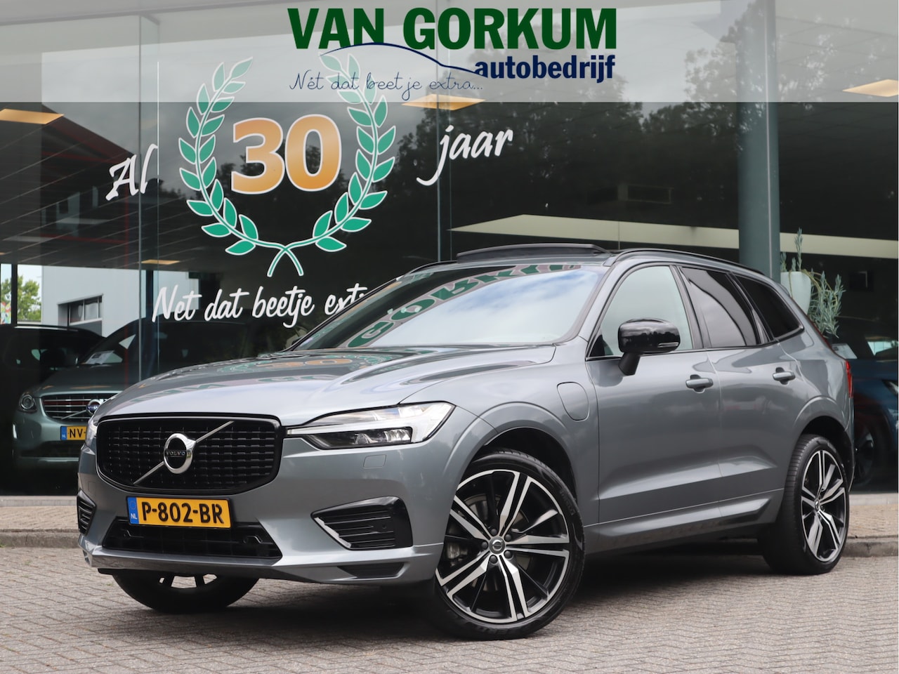 Volvo XC60 - 2.0 Recharge T6 AWD Inscription Navi / Climate / Pano / Trekh / Leder / Blis/ Keyles / Aut - AutoWereld.nl