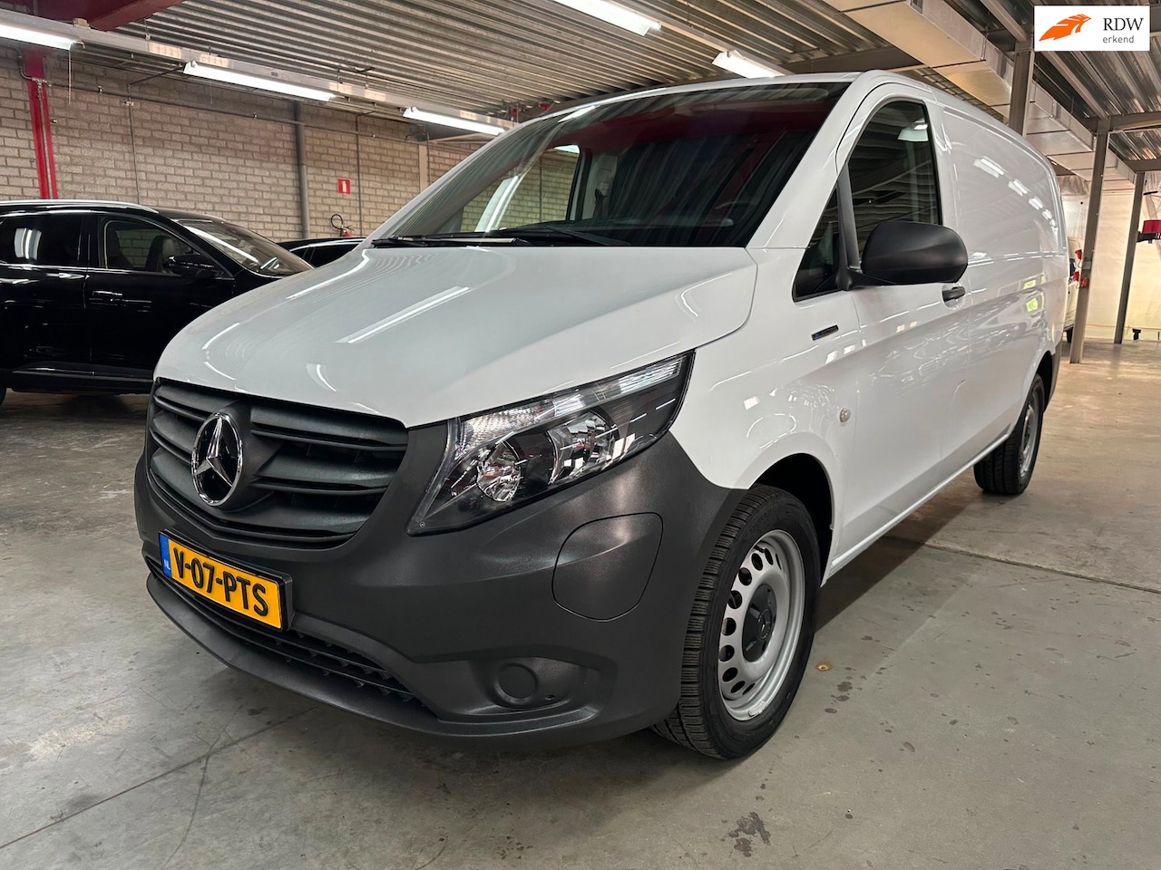 Mercedes-Benz eVito - eVito Lang 66 kWh Lang 66 kWh, Long range - AutoWereld.nl