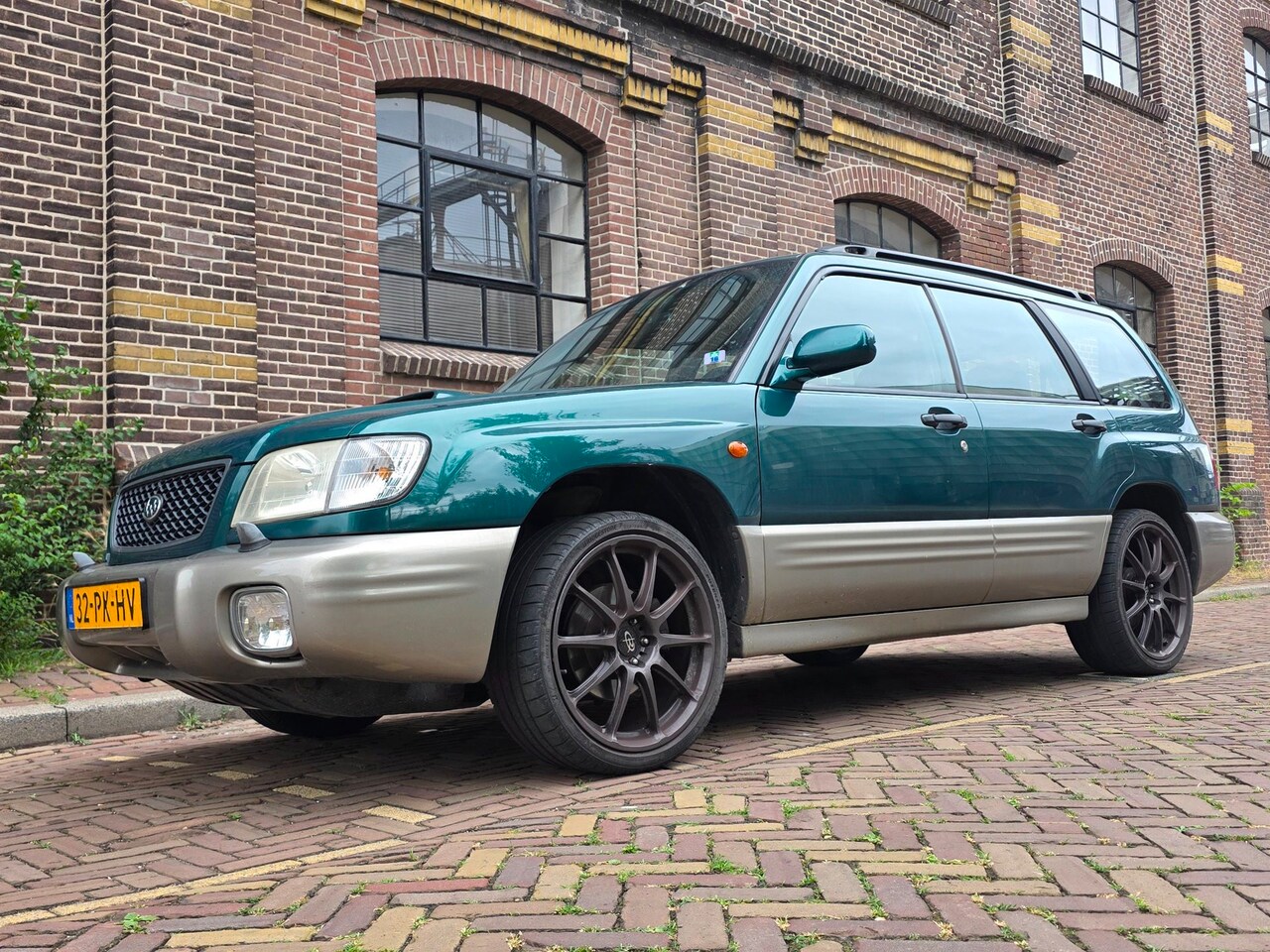 Subaru Forester - 2.0 AWD S-Turbo basis 2.0 AWD S-Turbo basis - AutoWereld.nl