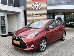 Toyota Yaris - 1.5 HYBRID LEASE CRUISE CAMERA CLIMA 15' LM-VELGEN BLUETOOTH