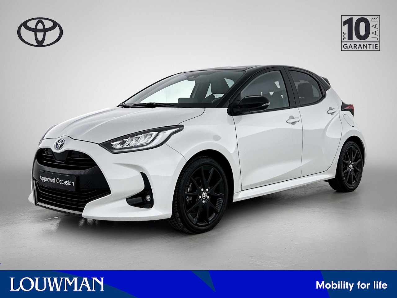 Toyota Yaris - 1.5 Hybrid Style | Dealer onderhouden | Half Lederen bekleding | Stoelverwarming | Navigat - AutoWereld.nl