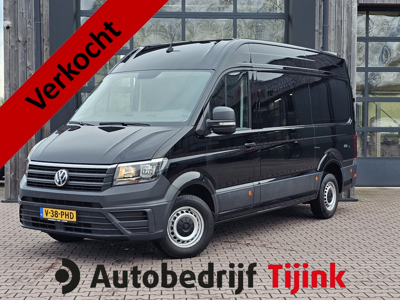 Volkswagen Crafter - 35 2.0 TDI L3H3 Comfortline | Trekhaak | Camera | App-connect | Criuse | Bijrijdersbank | - AutoWereld.nl