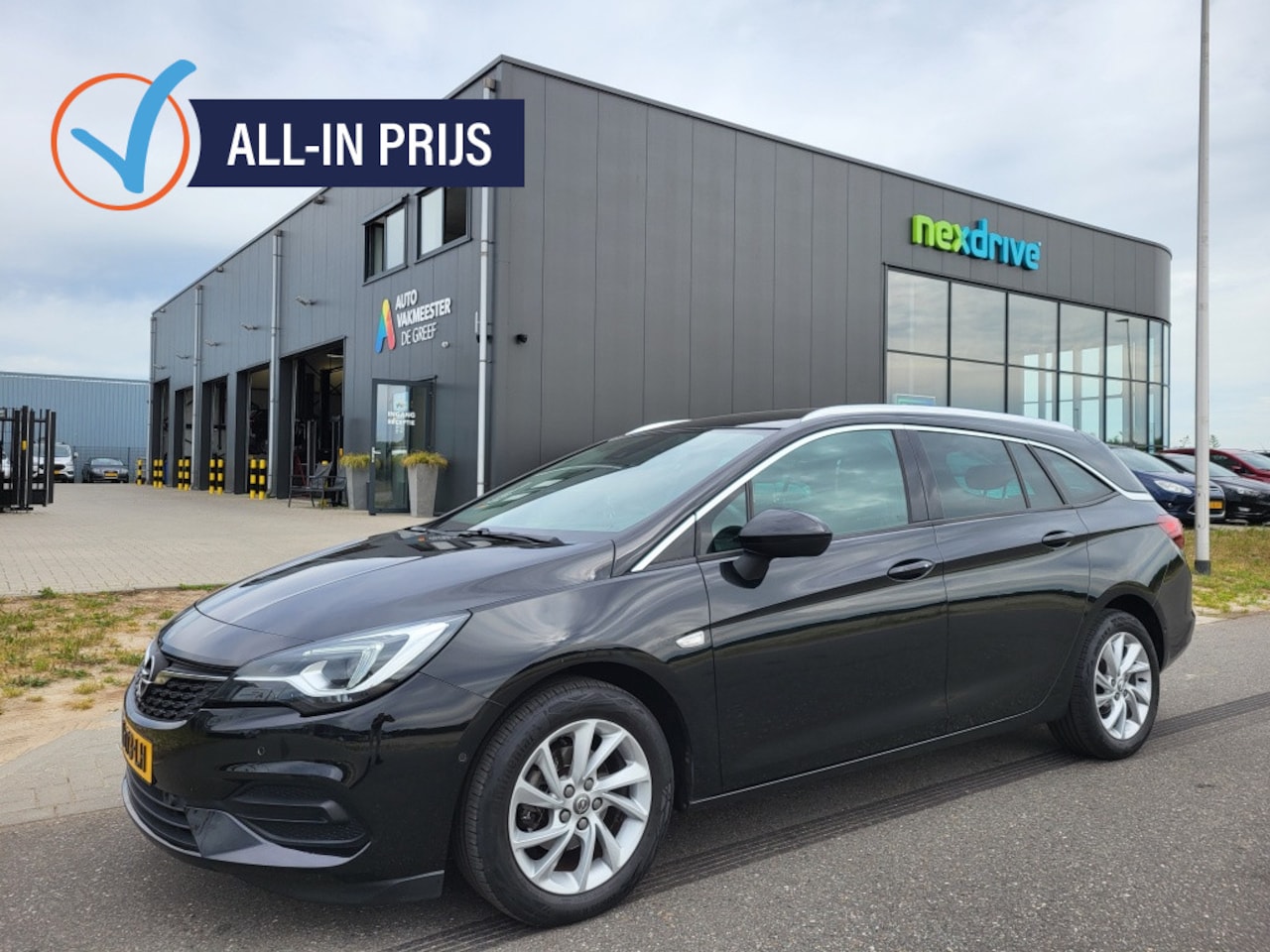 Opel Astra Sports Tourer - 1.4 Elegance Automaat Winterpack 1e eigenaar - AutoWereld.nl