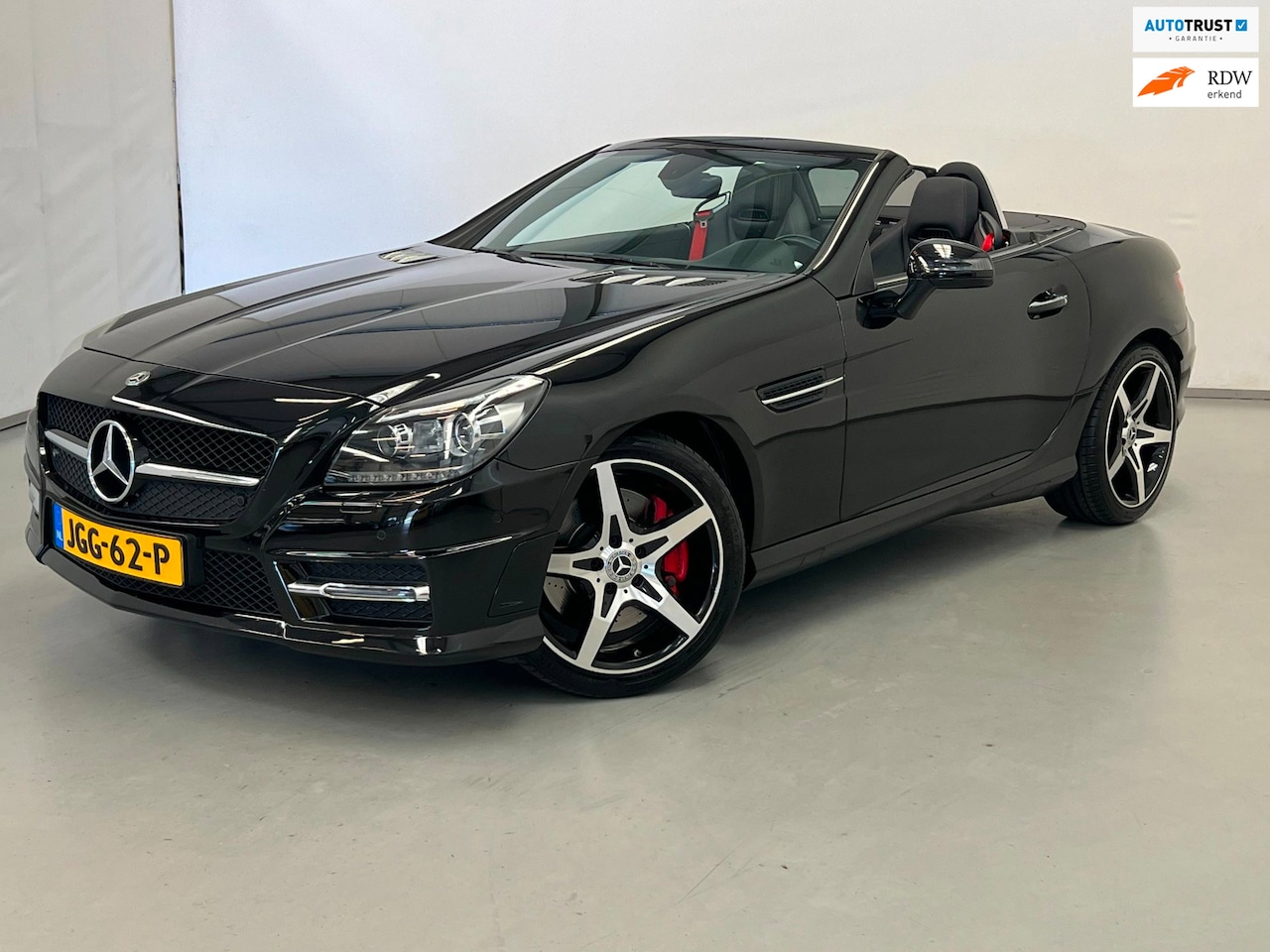 Mercedes-Benz SLK-klasse - 250 AMG Edition / Pano / Airscarf / Keyless - AutoWereld.nl
