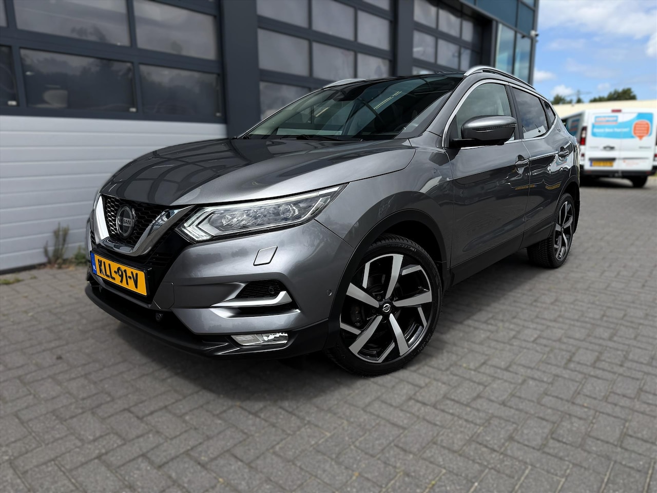 Nissan Qashqai - 1.2 DIG-T Aut. Tekna, Pano, Camera, Stoelverwarming - AutoWereld.nl