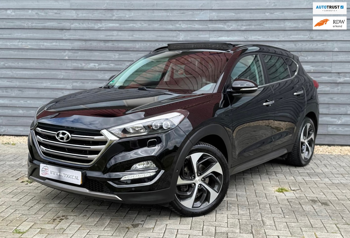 Hyundai Tucson - 1.6 T-GDi PREMIUIM 4WD PANO NAVI LEDER VOL OPTIES - AutoWereld.nl