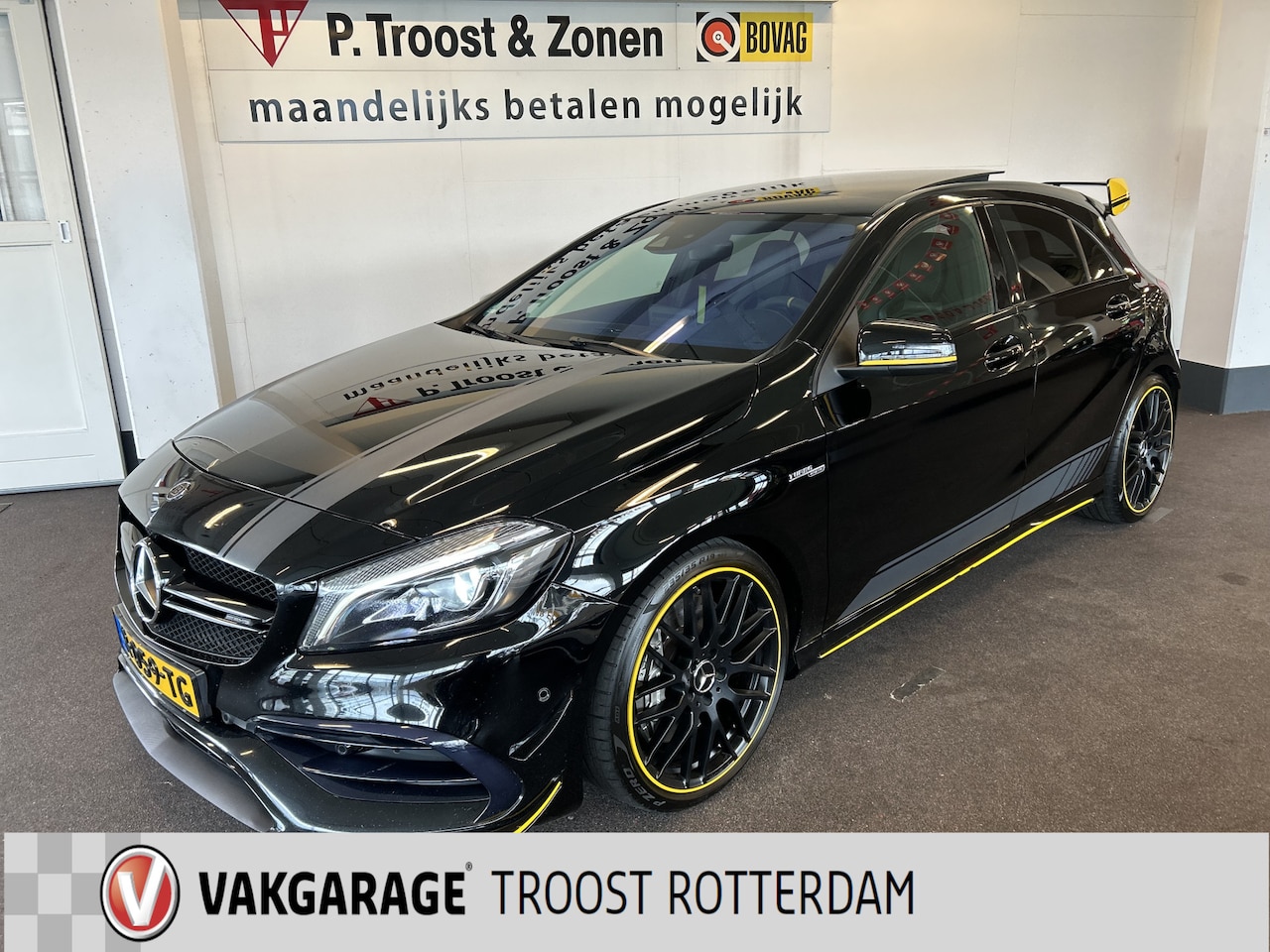 Mercedes-Benz A-klasse - AMG 45 4MATIC Yellow Night 381PK | Panoramadak | Harman/Kardon | Kuipstoelen | Memory seat - AutoWereld.nl