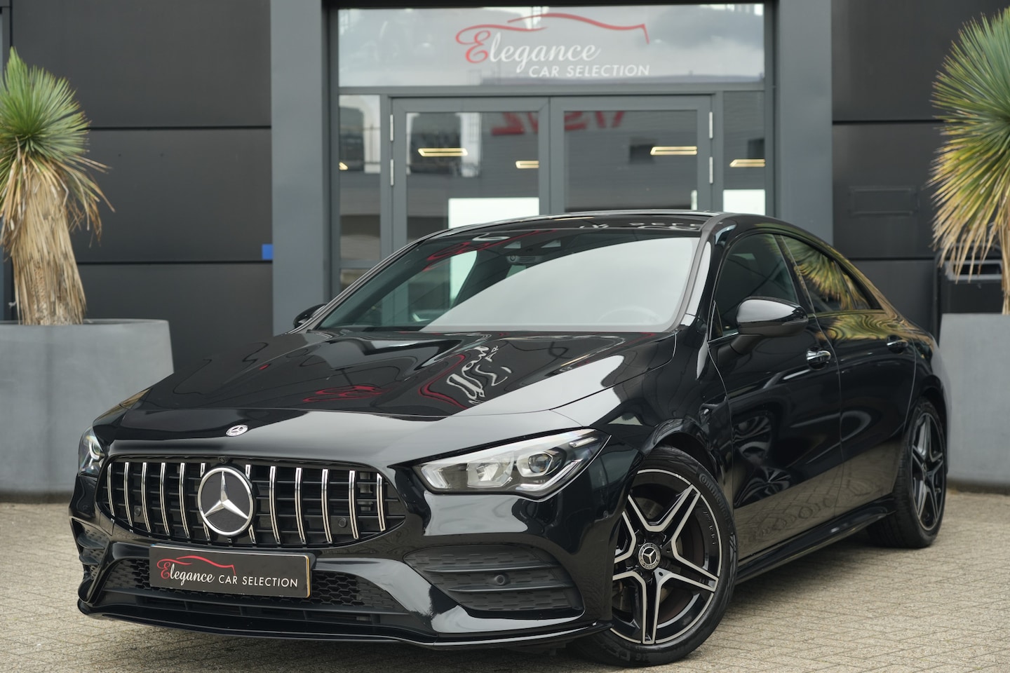 Mercedes-Benz CLA-Klasse - 200 Business Solution AMG 164pk Panoramdak/Stoelverwarming/Camera - AutoWereld.nl