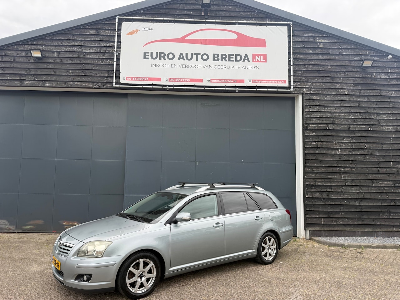 Toyota Avensis Wagon - 2.0 VVTi Executive Business Automaat - AutoWereld.nl