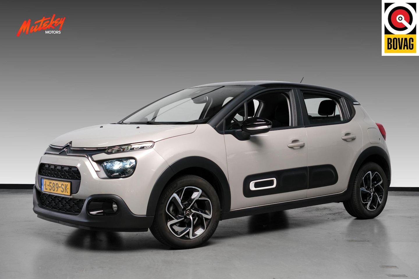 Citroën C3 - 1.2 PureTech Business. | CarPlay | 2e eigenaar - AutoWereld.nl