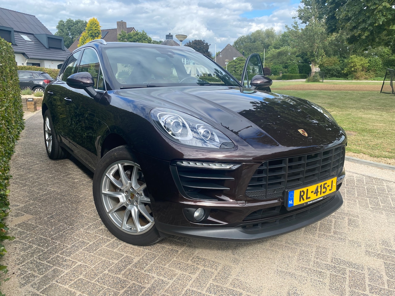 Porsche Macan - 2.0 Turbo - AutoWereld.nl