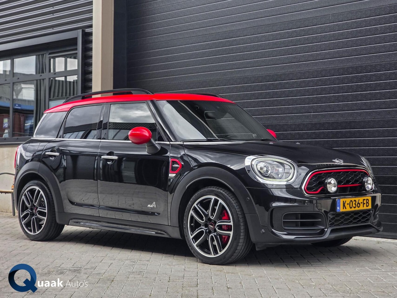 MINI Countryman - 2.0 John Cooper Works ALL4 | HUD | TREKHAAK | LEDER | SFEERVERLICHTING - AutoWereld.nl