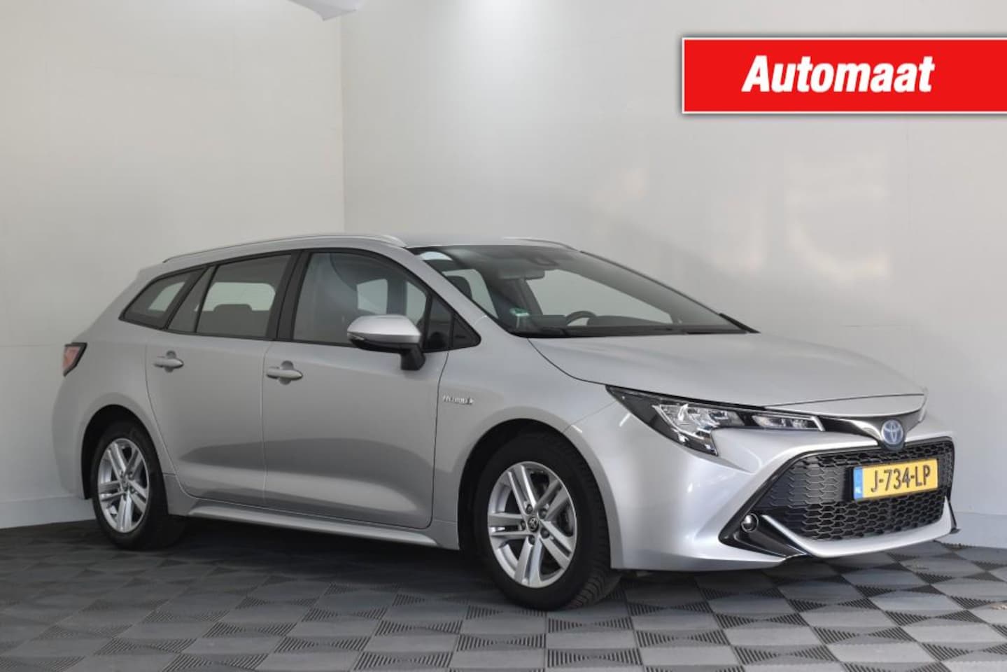 Toyota Corolla Touring Sports - Touring Sports 1.8 HYBRID Active Automaat - AutoWereld.nl