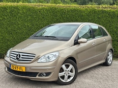Mercedes-Benz B-klasse - NAP Leder Lees tekst PDC VenA Cruise Control