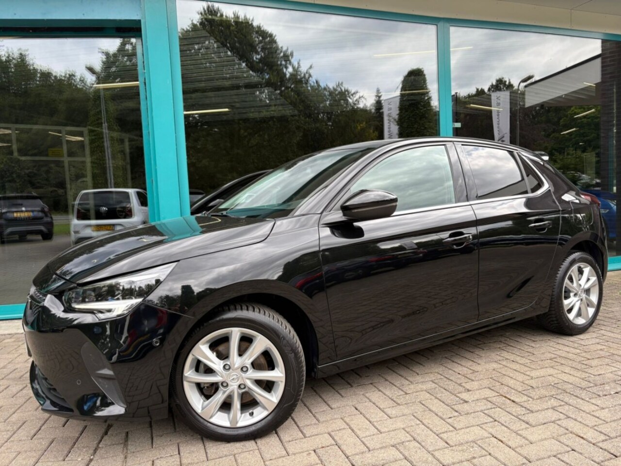 Opel Corsa - 1.2 ELEGANCE Automaat CarPlay, LED, Camera, Cruise - AutoWereld.nl