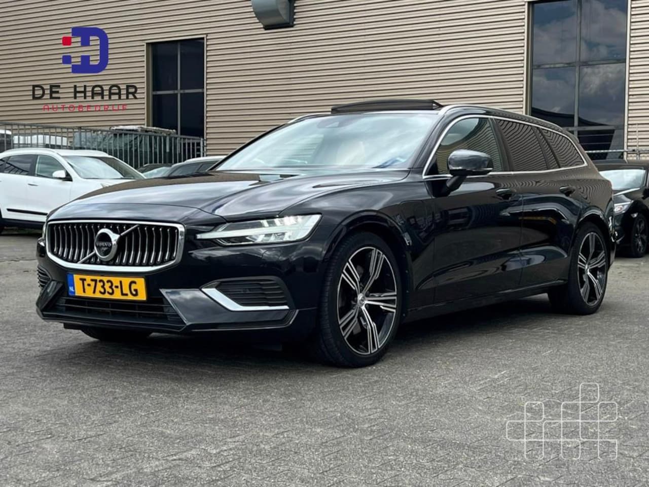 Volvo V60 - 2.0 T6 AWD Inscription - Schuif/Kantel - Bowers/Wilkins - Stoelventilatie - AutoWereld.nl