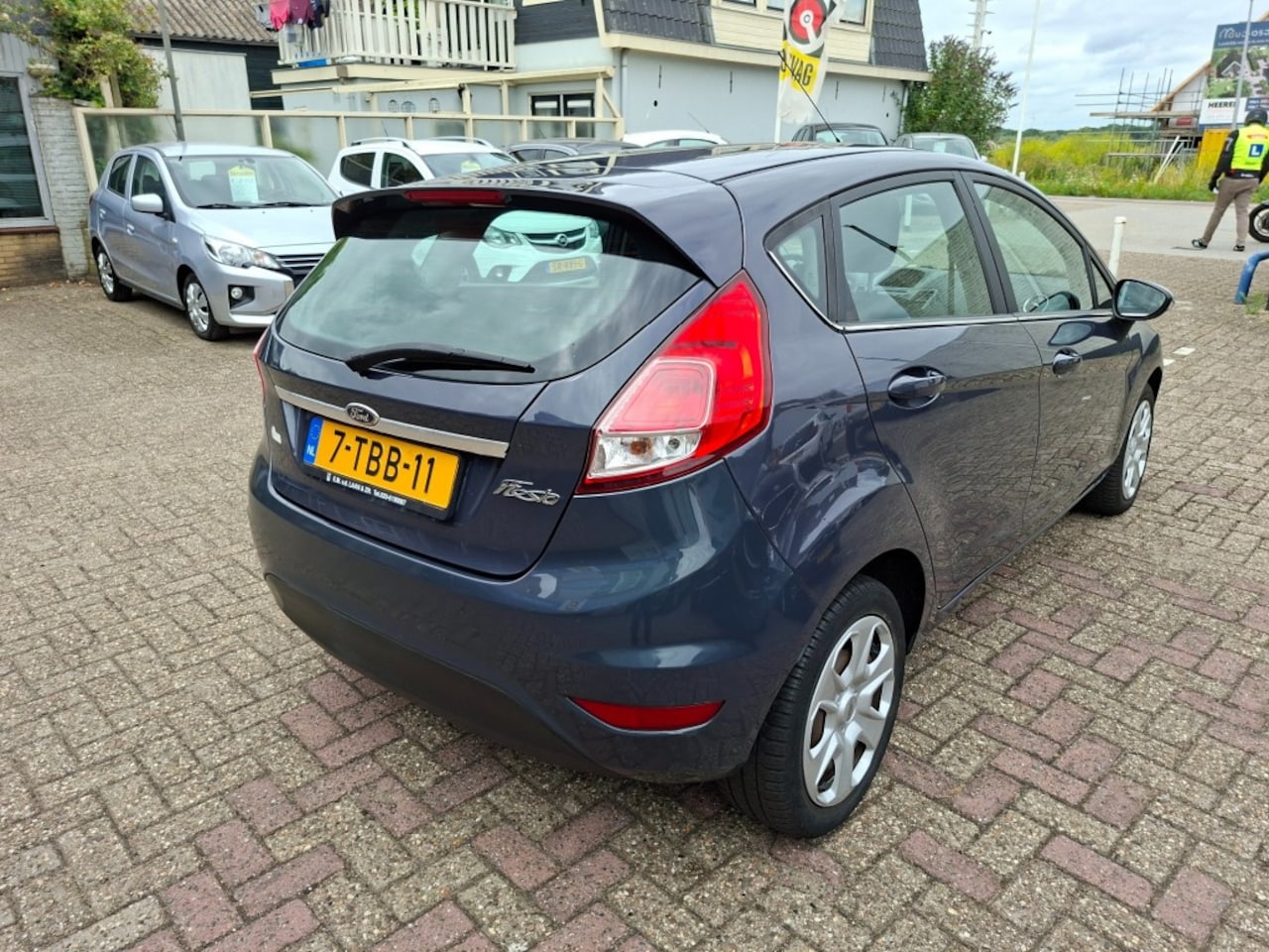 Ford Fiesta - 1.0 Style RADIO-CD/AIRCO/ELEC.RAMEN VOOR/CENTR.VERGR.