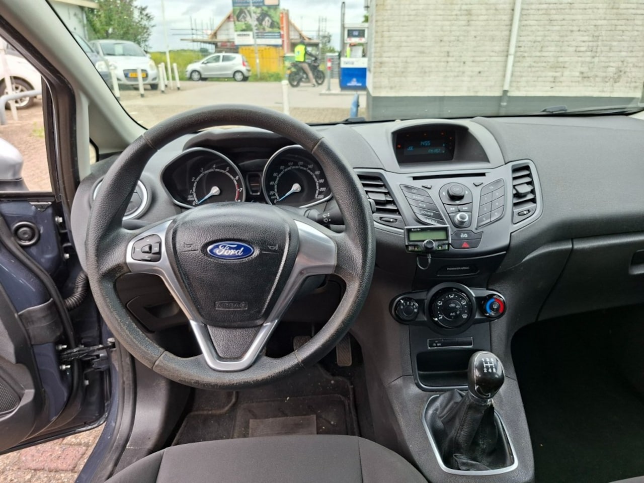 Ford Fiesta - 1.0 Style RADIO-CD/AIRCO/ELEC.RAMEN VOOR/CENTR.VERGR.
