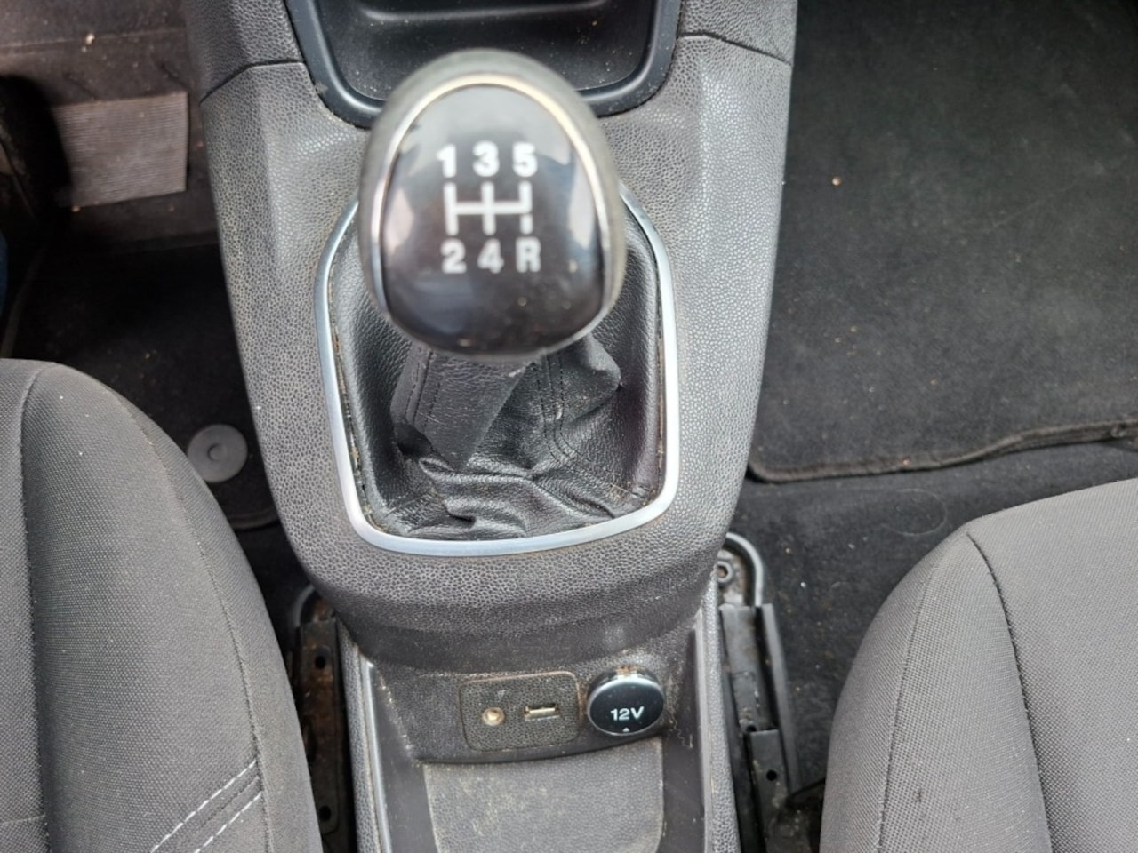 Ford Fiesta - 1.0 Style RADIO-CD/AIRCO/ELEC.RAMEN VOOR/CENTR.VERGR.