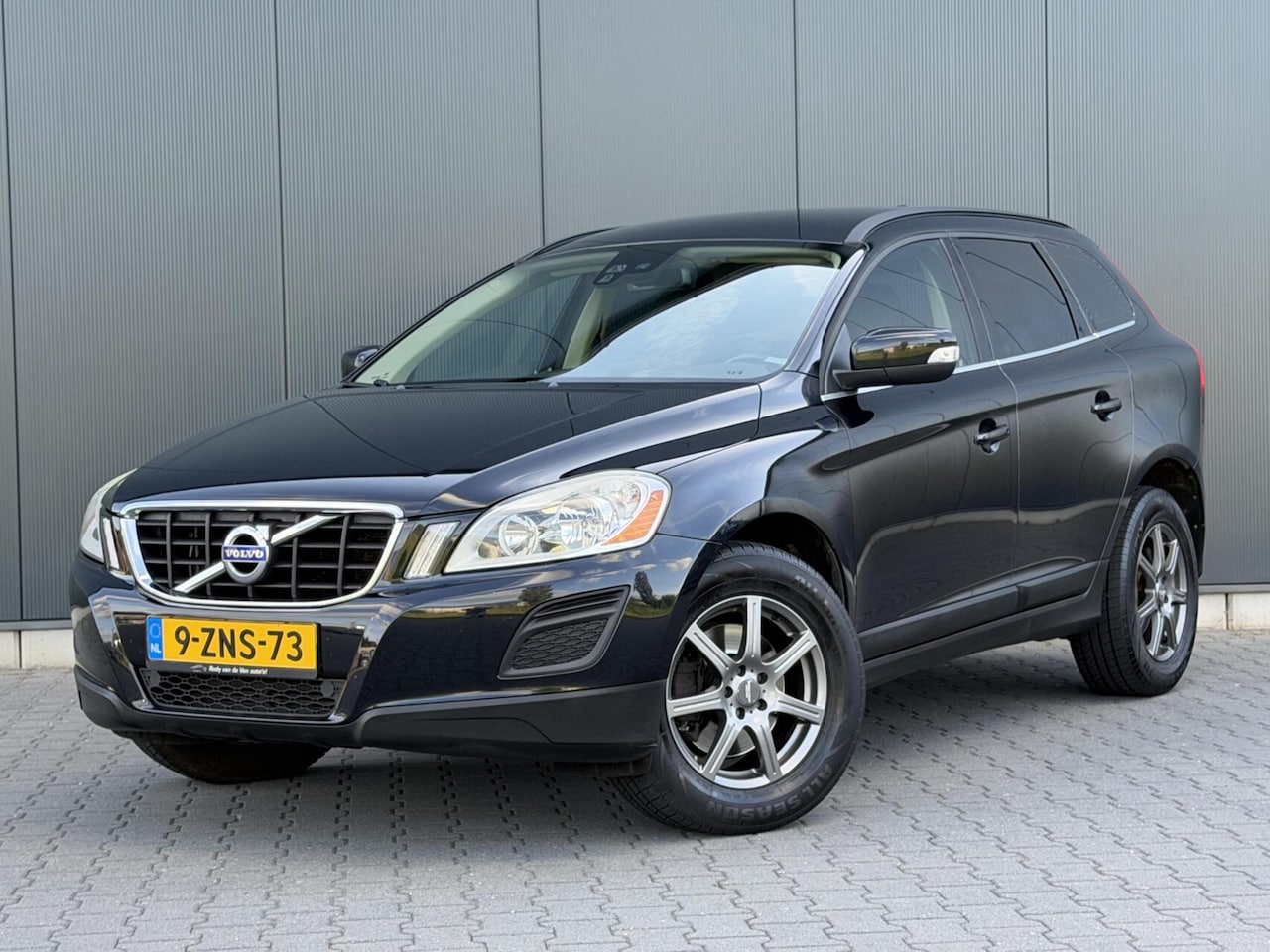 Volvo XC60 - D3 Automaat Summum Leder - Cruise - Trekhaak - Stoelverwarming. - AutoWereld.nl