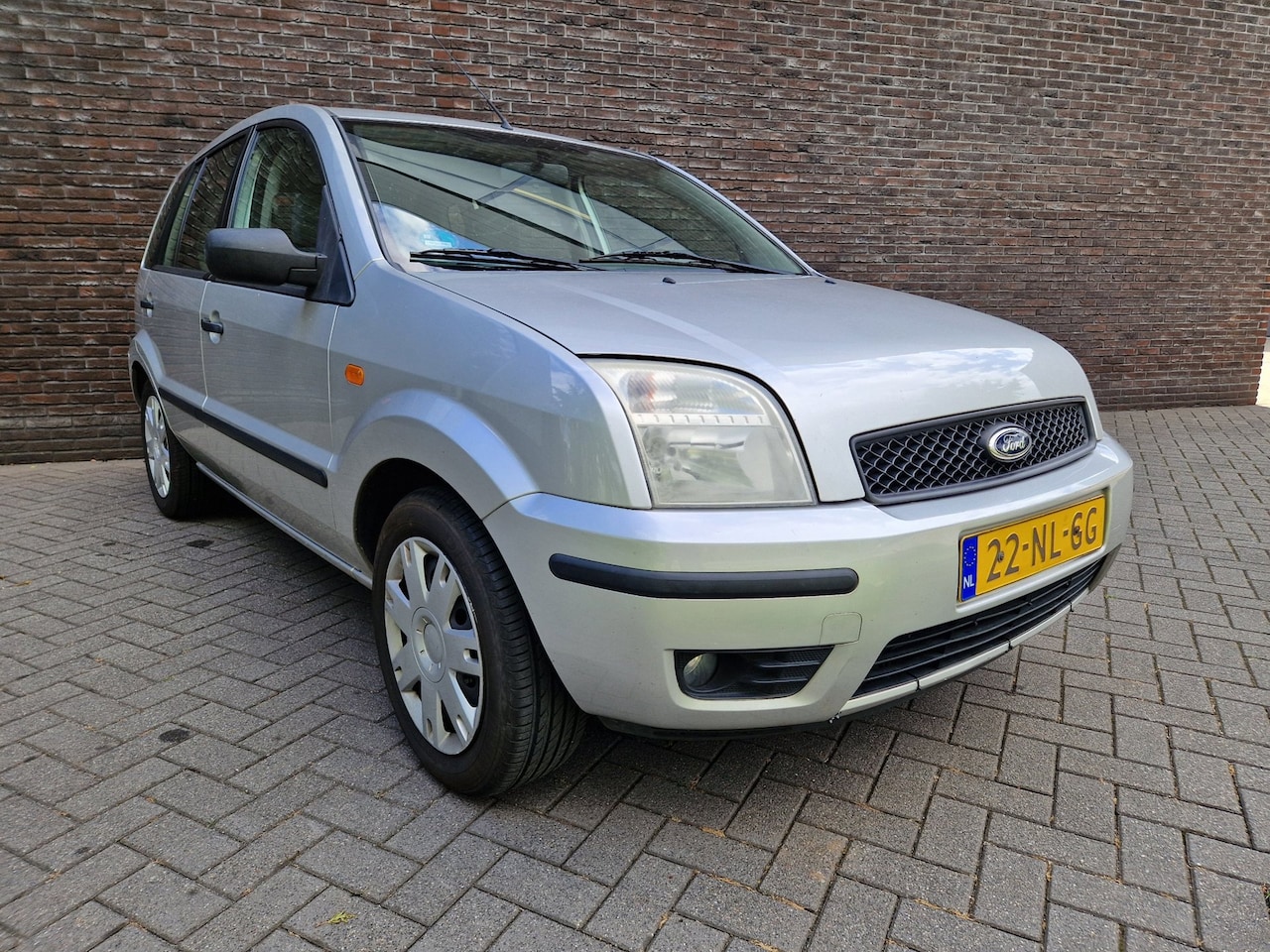 Ford Fusion - 1.4-16V Trend airco APK 07-2027 radio tel keurige auto - AutoWereld.nl