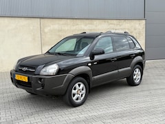 Hyundai Tucson - 2.7i V6 4WD Style NAP+AUTOMAAT+Climate+Cruise+Leder+ Stoelverwarming+Trekhaak+Lm velgen