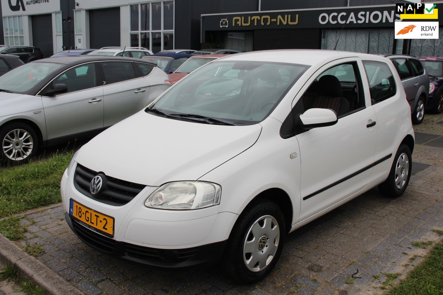 Volkswagen Fox - 1.2 Trendline White Edition APK April 2027! Bluetooth NAP - AutoWereld.nl