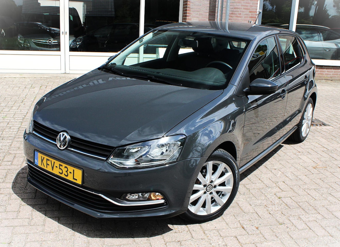 Volkswagen Polo - 1.2 TSI Airco, Apple/Android Carplay, Cruise control, Parksens. V en A, 16" LMV - AutoWereld.nl