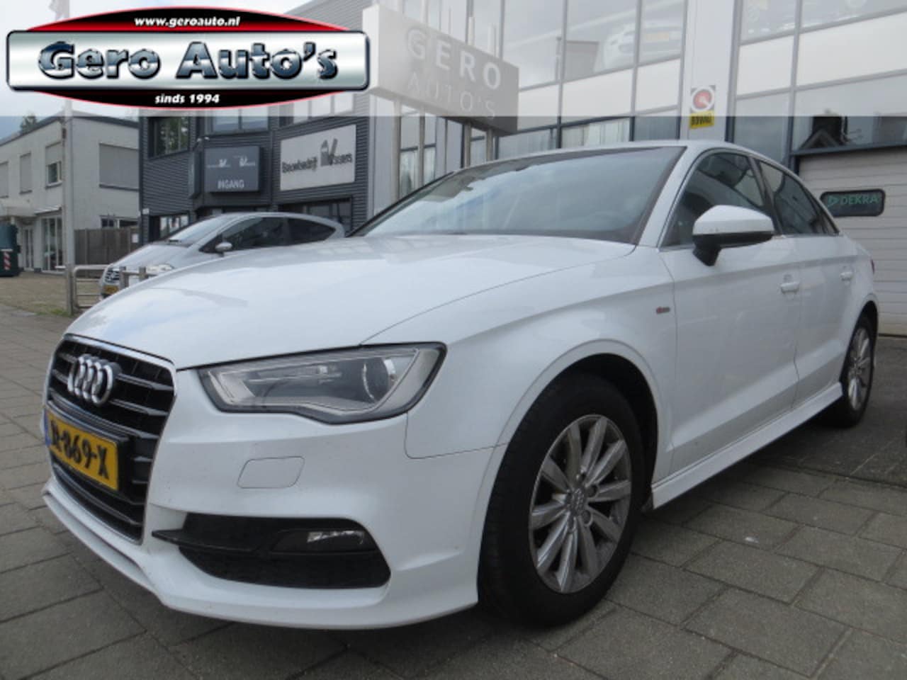 Audi A3 Limousine - 1.4 TFSI CoD Adrenalin sedan s-line nl auto airco ecc - AutoWereld.nl