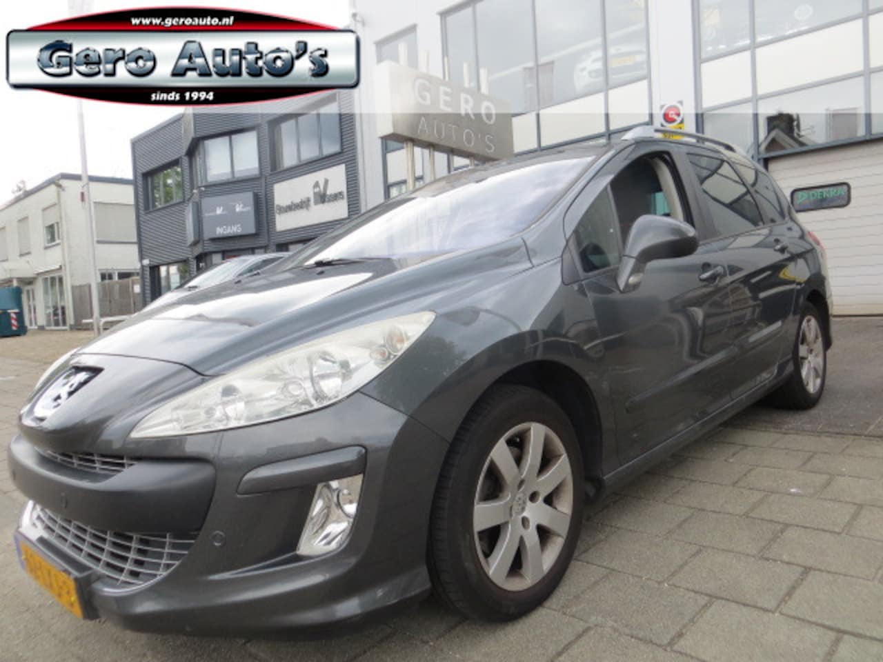 Peugeot 308 SW - 1.6 THP Signature automaat ,panorama,cruise ,airco ecc - AutoWereld.nl