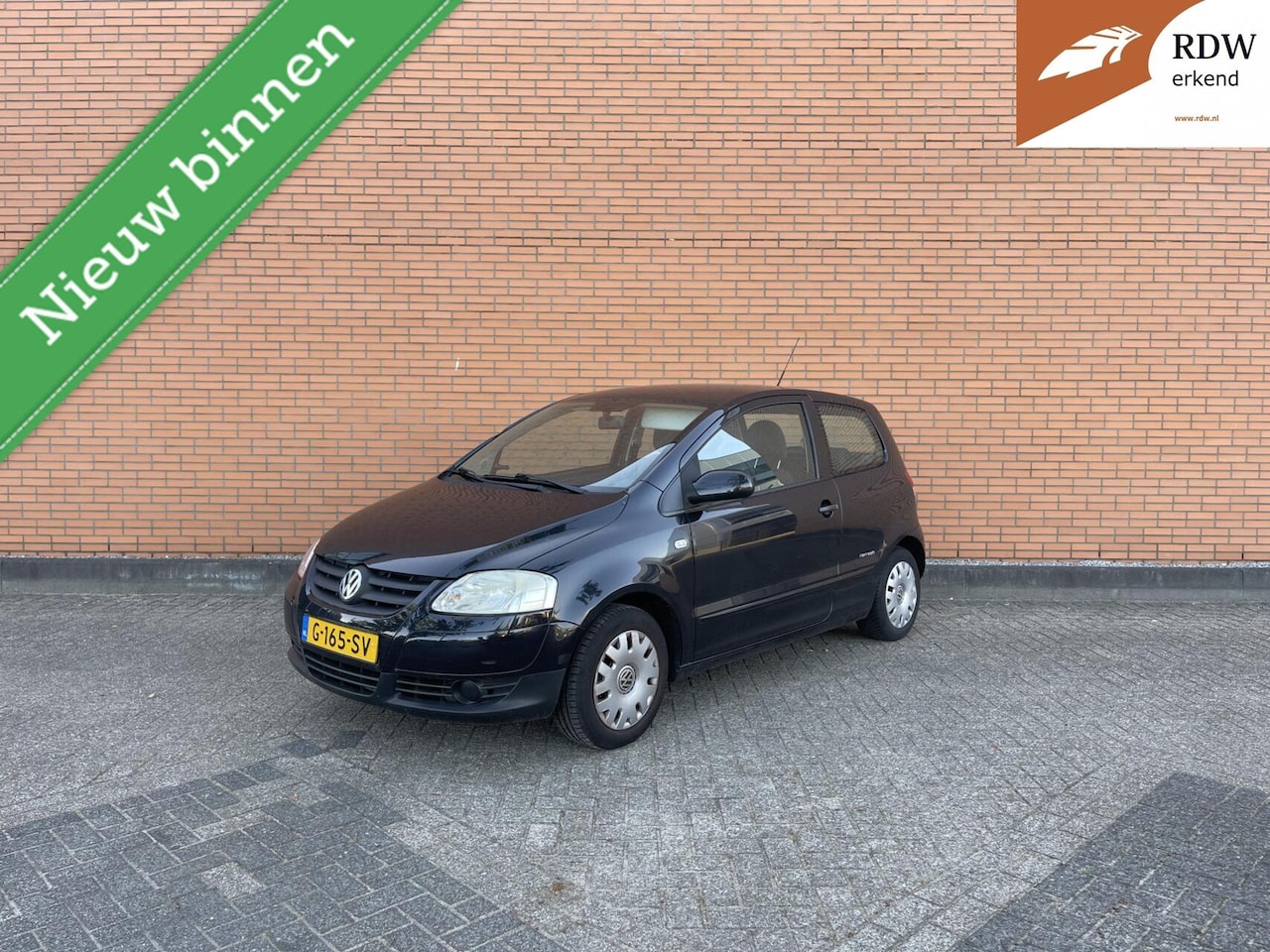 Volkswagen Fox - 1.2 2010 | INRUIL | ZWART | 203DKM | APK | - AutoWereld.nl