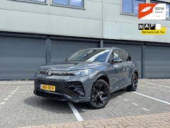 Volkswagen Tiguan - 1.5 eHybrid 272PK R-Line Edition Navi.Panodak.Trekh.ClimaC.CruiseC.LMV