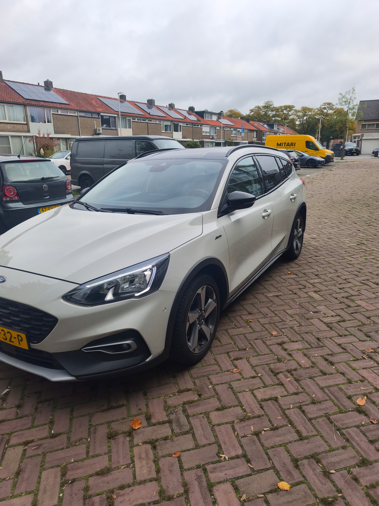 Ford Focus Wagon - 1.0 EcoBoost Active Business - AutoWereld.nl
