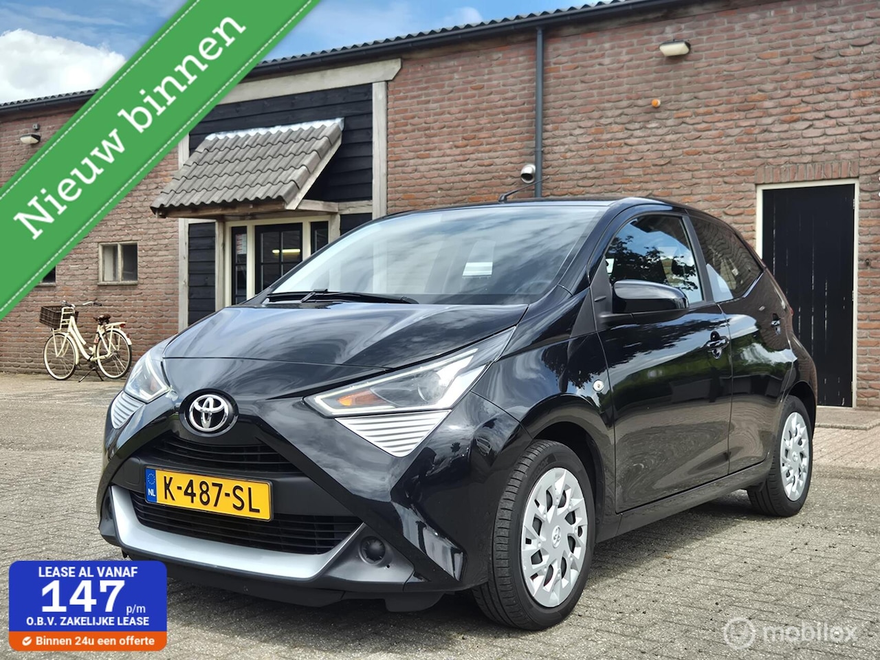 Toyota Aygo - 1.0 VVT-i x-play I Camera I Airco I Apple Carplay I Cruise I - AutoWereld.nl