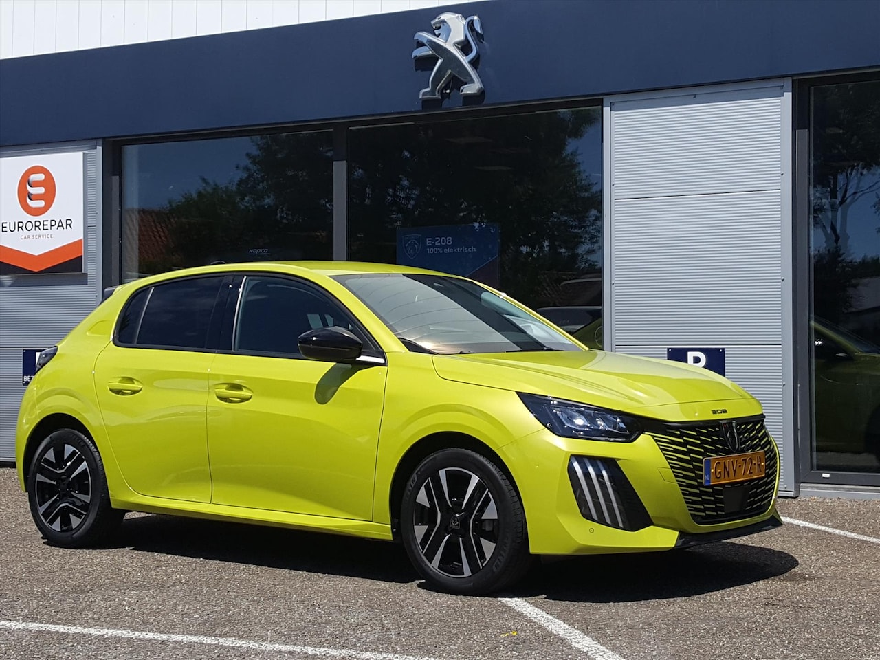 Peugeot 208 - ALLURE 1.2PT-100pk Apple Carplay & Android Auto | Adaptieve cruise control | Parkeersensor - AutoWereld.nl