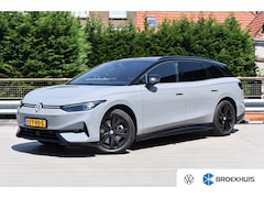 Volkswagen ID.7 Tourer - Limited Edition 77 kWh 286PK | TREKHAAK | CAMERA | STOEL + STUURVERW. | APP.CONNECT | NAVI
