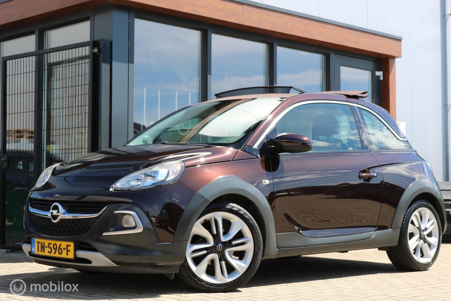 Opel ADAM - 1.0 Turbo Rocks Favourite | Cabrio | Cruise | PDC - AutoWereld.nl