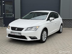 SEAT Leon - 1.2 TSI Style Business/ D. ONDERH./ TREKHAAK/ AIRCO
