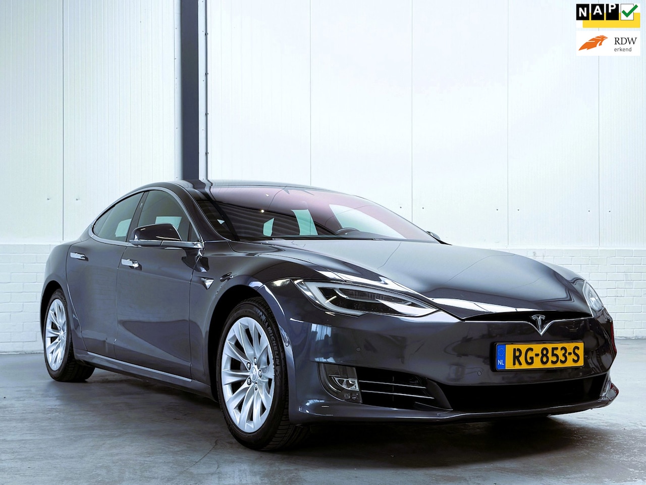 Tesla Model S - 75 Business Economy|Luchtvering|Trekhaak - AutoWereld.nl