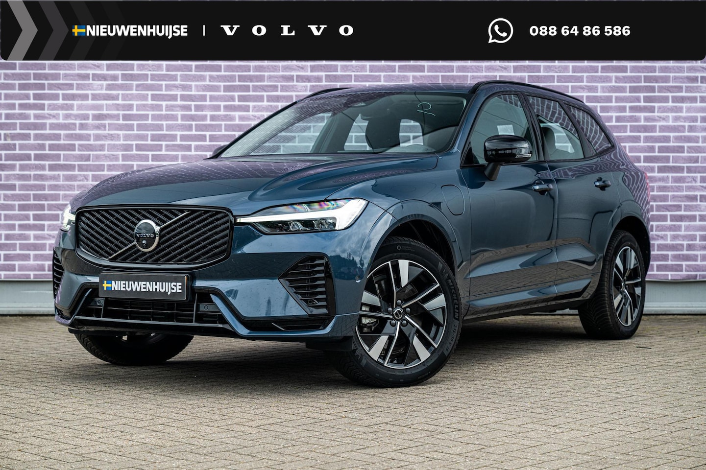 Volvo XC60 - 2.0 T6 Plug-in hybrid AWD Plus Dark | Trekhaak | Head-Up Display | Panoramadak | 360 Camer - AutoWereld.nl