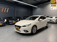 Mazda 3 - 3 2.0 GT-M HEAU-UP LED LEDER KEYLESS NAP NL AUTO