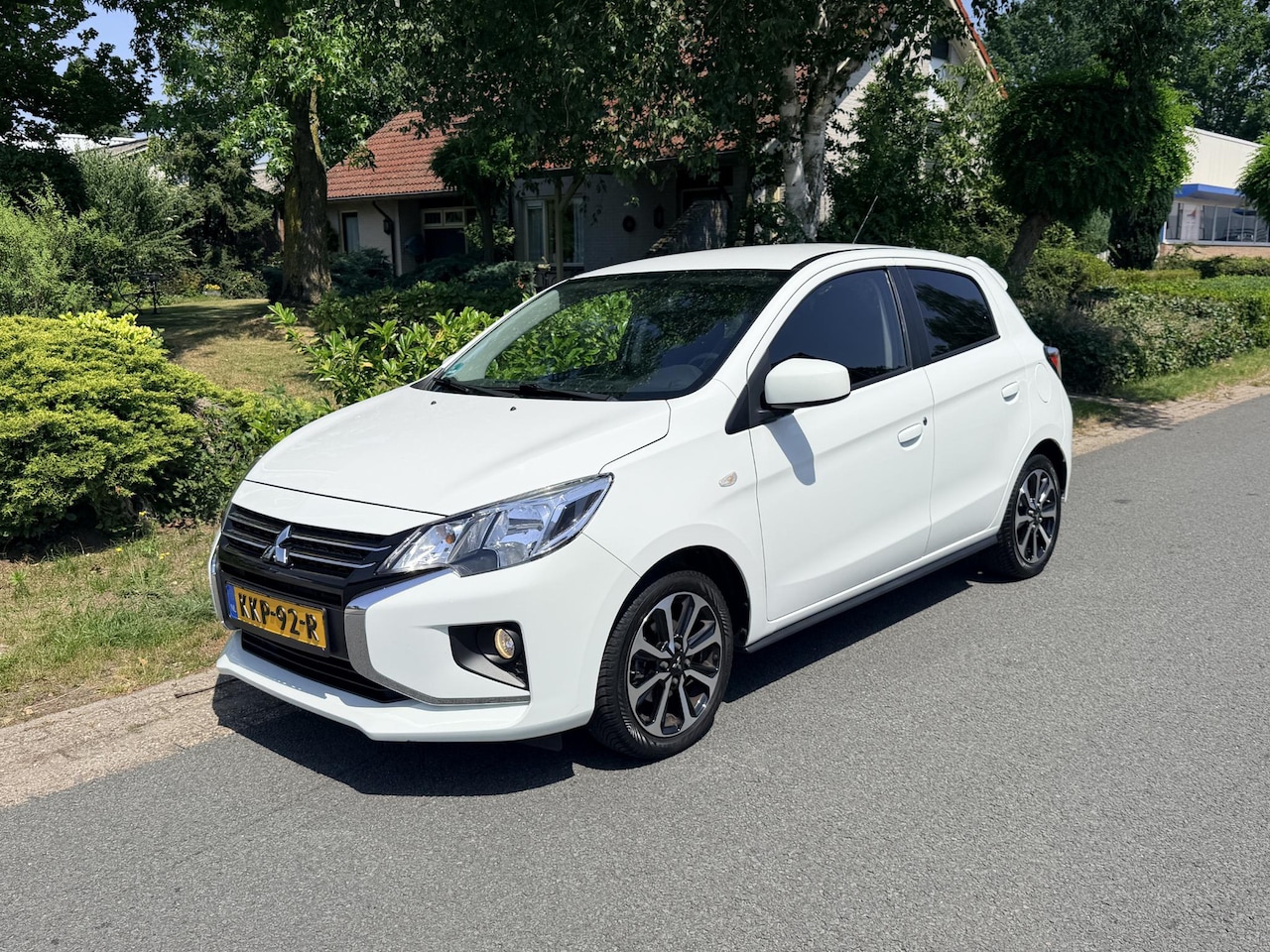 Mitsubishi Space Star - 1.2 Instyle 71PK Automaat•Airco•Cruise - AutoWereld.nl