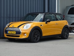 MINI Cooper - 1.5 Chili Automaat | HUD | Pano | LED