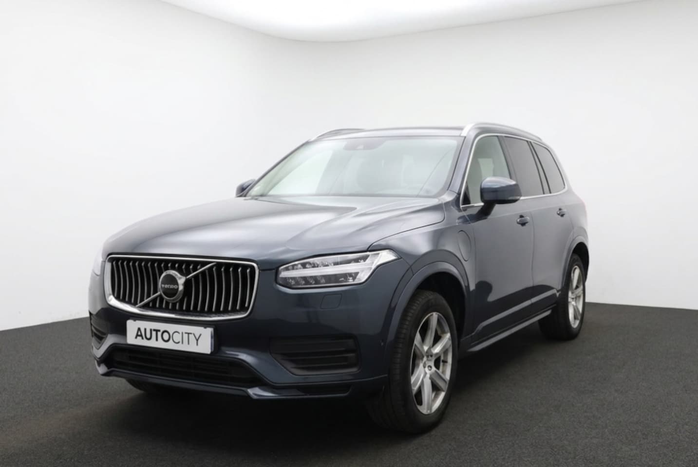 Volvo XC90 - 2.0 T8 AWD Inscription 7p l Pano l Harman l 360 Camera - AutoWereld.nl