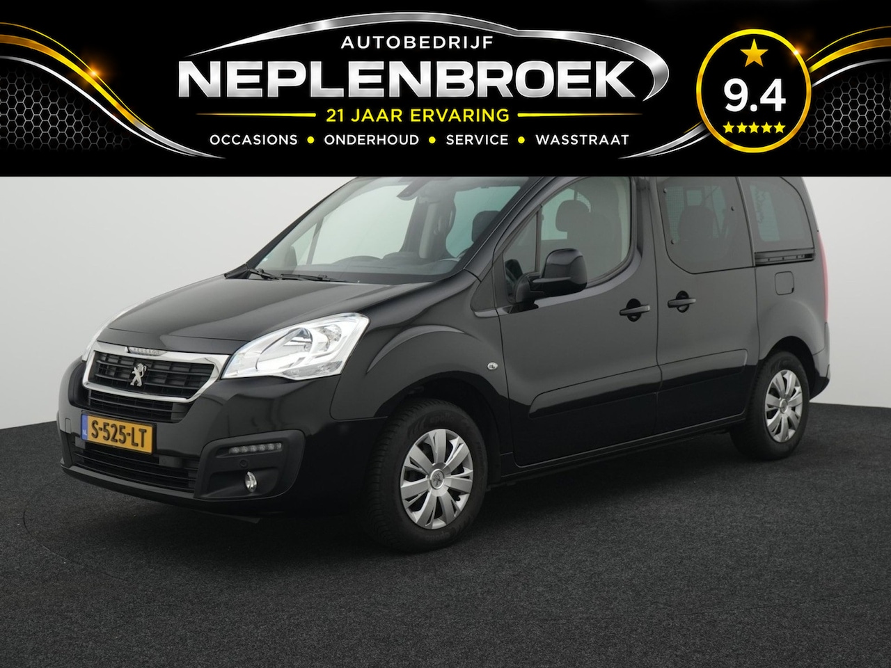 Peugeot Partner Tepee - 1.2 PureTech Active 6-2018 • 81 kW / 110 PK • Benzine • Handgeschakeld • Trekhaak | Panora - AutoWereld.nl