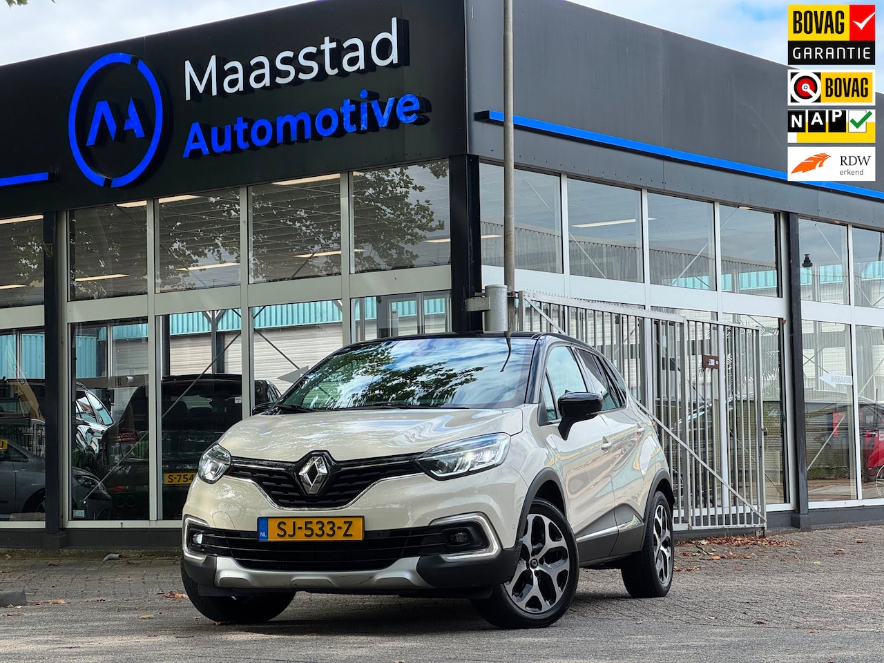 Renault Captur - 1.2 TCe Intens Automaat Camera Facelift Lage KMs IQLed Dual Color - AutoWereld.nl