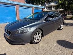 Volvo V40 - 1.6 D2 Summum 1-Eigenaar