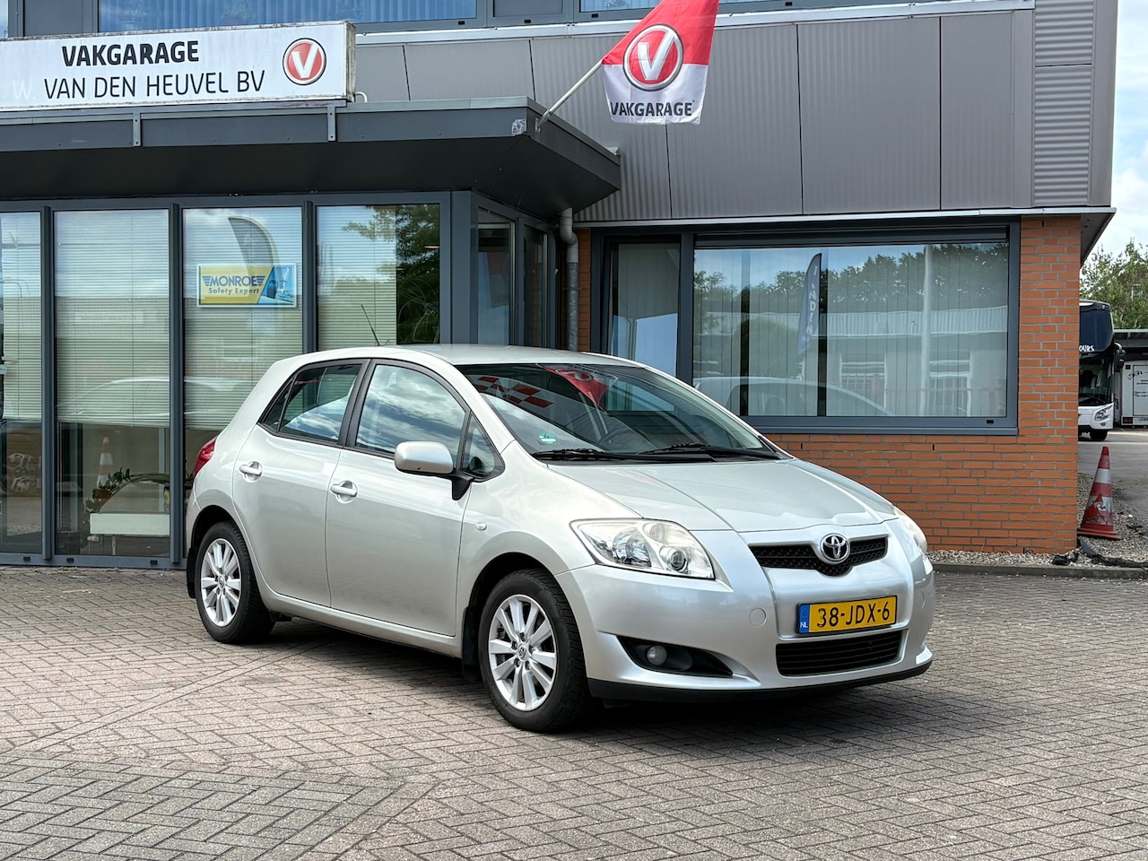 Toyota Auris - 1.6-16V Luna 1.6-16V Luna - AutoWereld.nl
