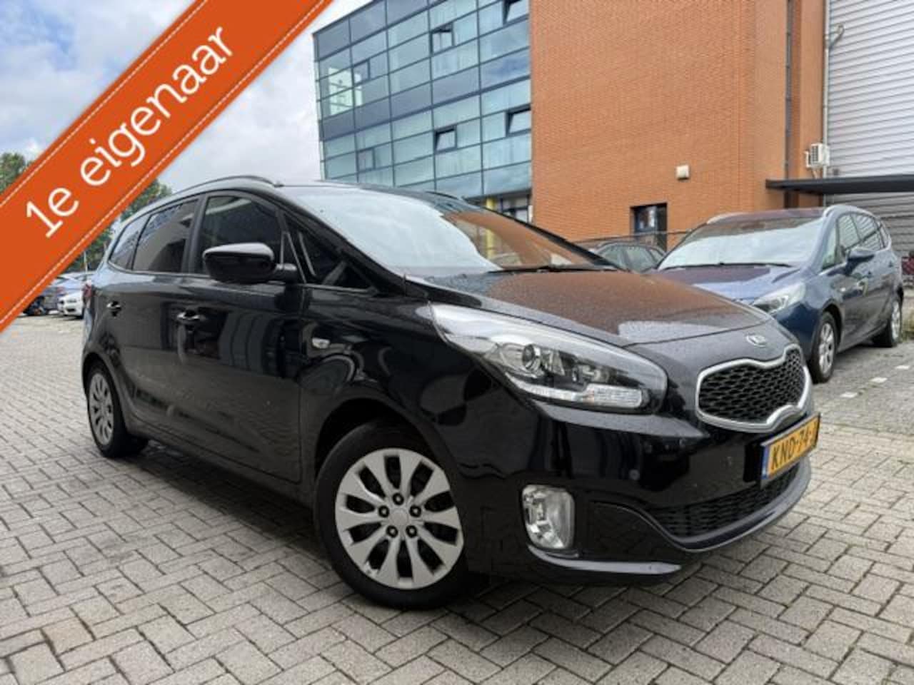 Kia Carens - 1.6 Benzine | 7 zit | Lage km's | Kia historiek - AutoWereld.nl